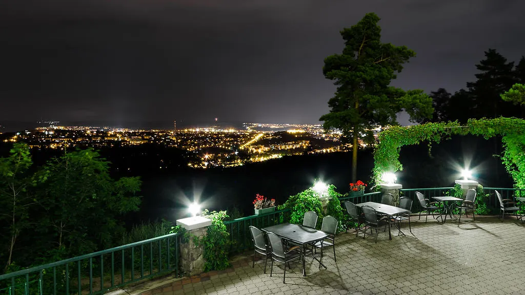 Hotel Myslivna Brno 3*,